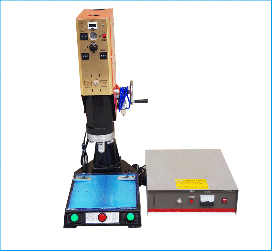 XDY-1526超聲波焊接機(jī)展示